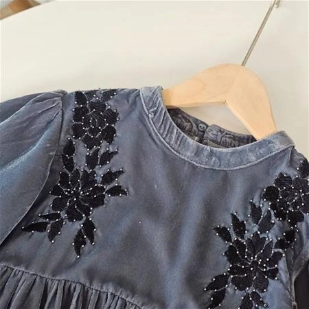 b8753a61-8e71-4a19-9edf-aceb24bf50de.jpg
