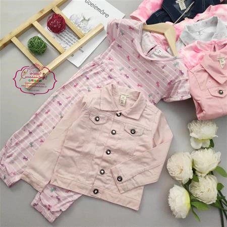 dd883717-0f6d-4cbd-8cad-8e7c629b24df.jpg