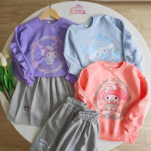 بلوز دامن چیندار سانریو