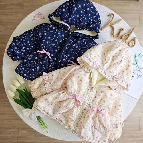 کاپشن ضد آب پینترسی