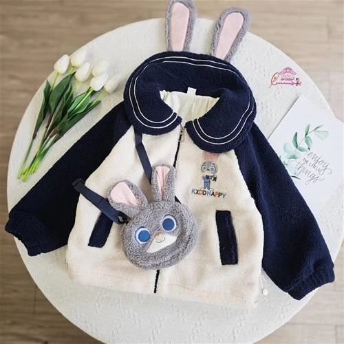 کاپشن و کیف خرگوش