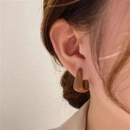 گوشواره رنگ نود